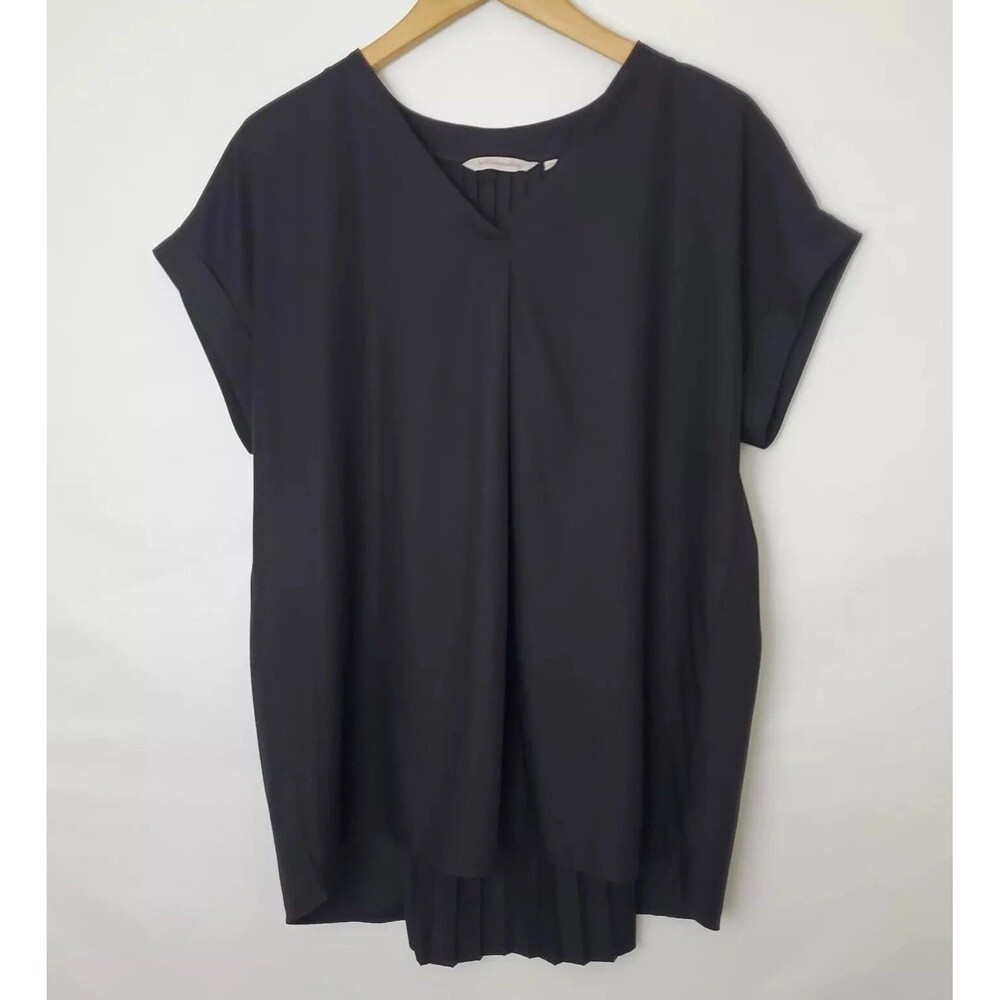Soft Surroundings Size M Blouse Black Short Sleeve Inverted Pleated Back Career
